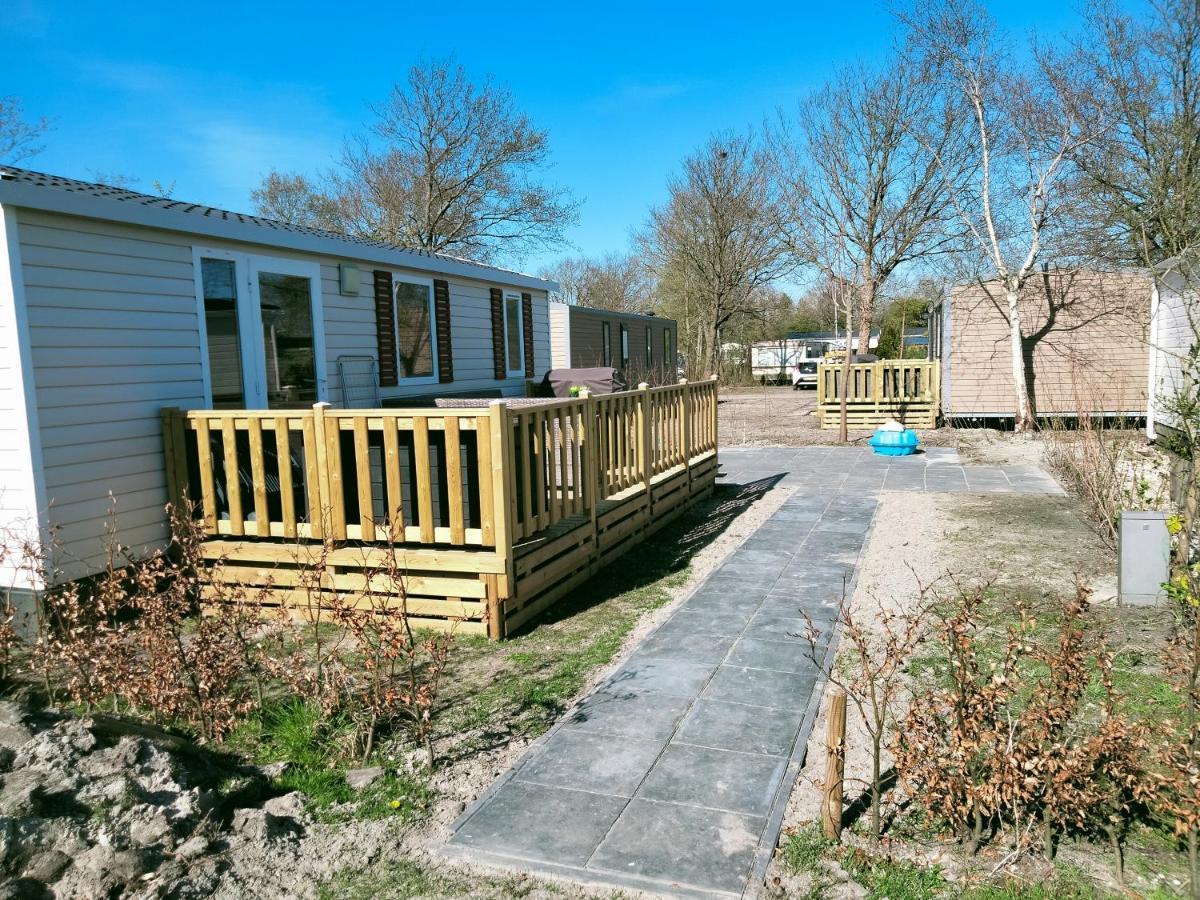 Bj Chalets - Robbengat 68 - Gezellige Chalet Op Vakantiepark Lauwersoog! Vroege Incheck! Exterior foto